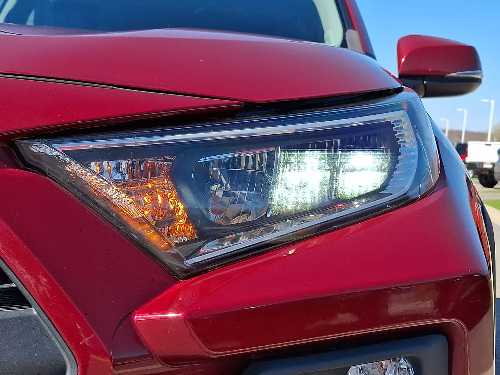 Thumbnail: 2019 Toyota RAV4 - 12