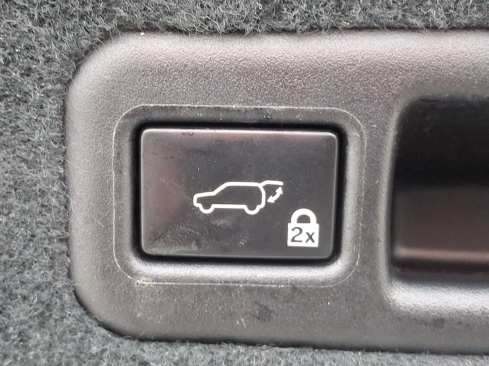 Thumbnail: 2019 Lexus RX - 31