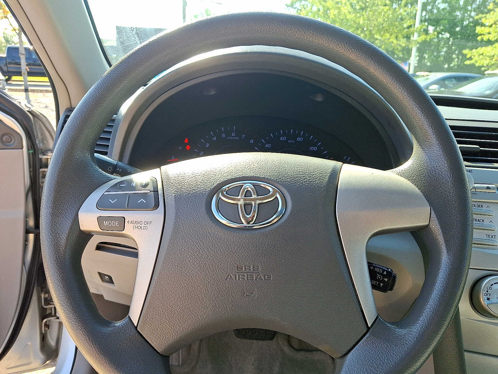 Thumbnail: 2010 Toyota Camry - 20