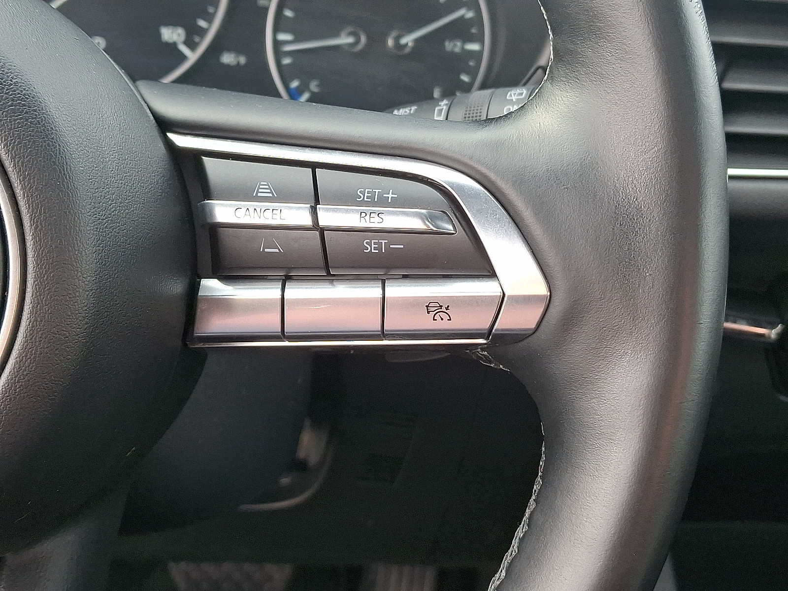 Thumbnail: 2023 Mazda Mazda3 - 24