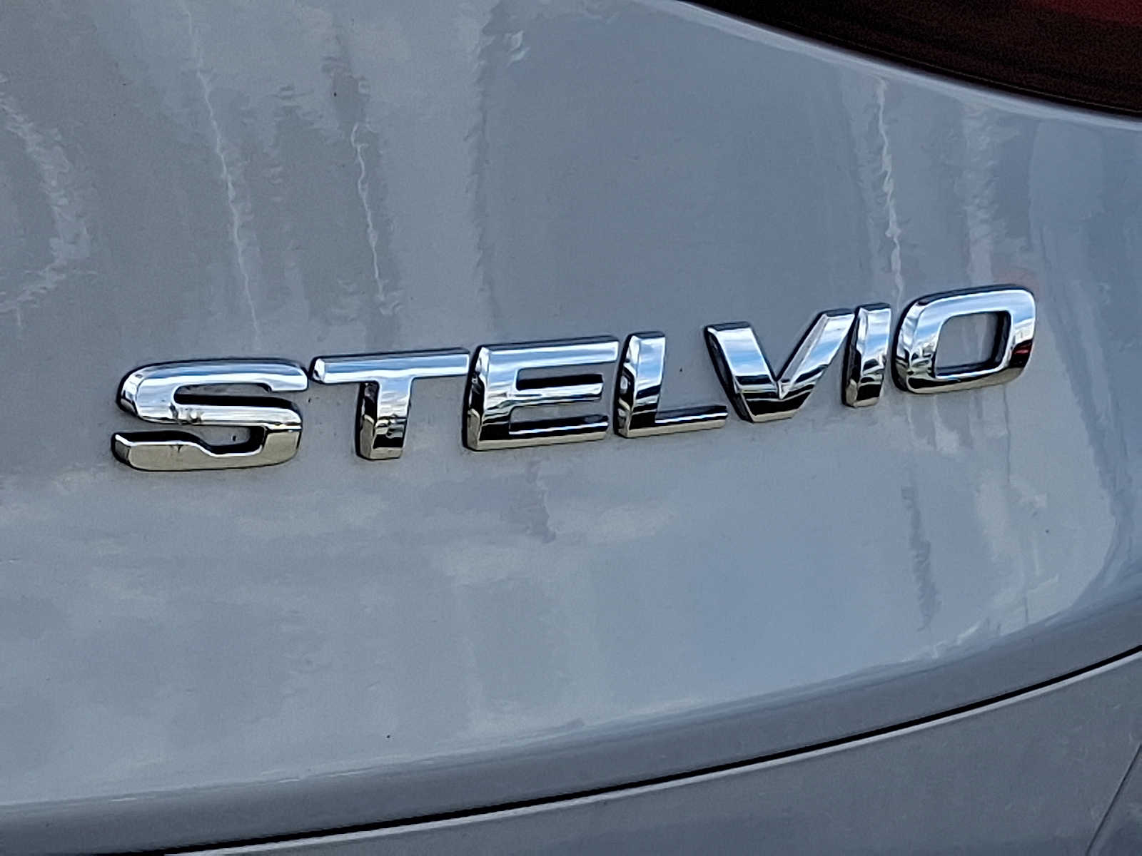 Thumbnail: 2023 Alfa Romeo Stelvio - 26