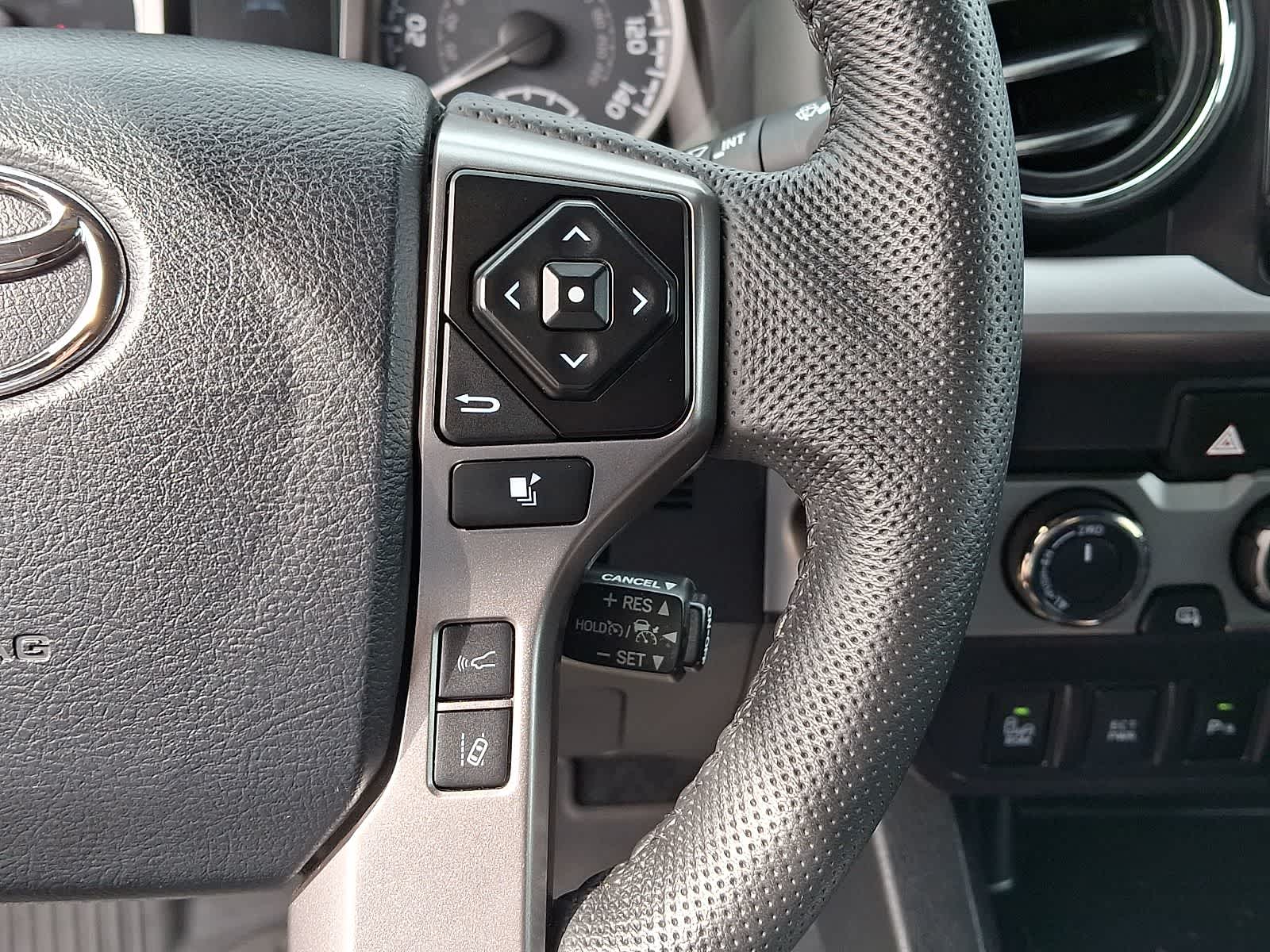 Thumbnail: 2023 Toyota Tacoma - 25