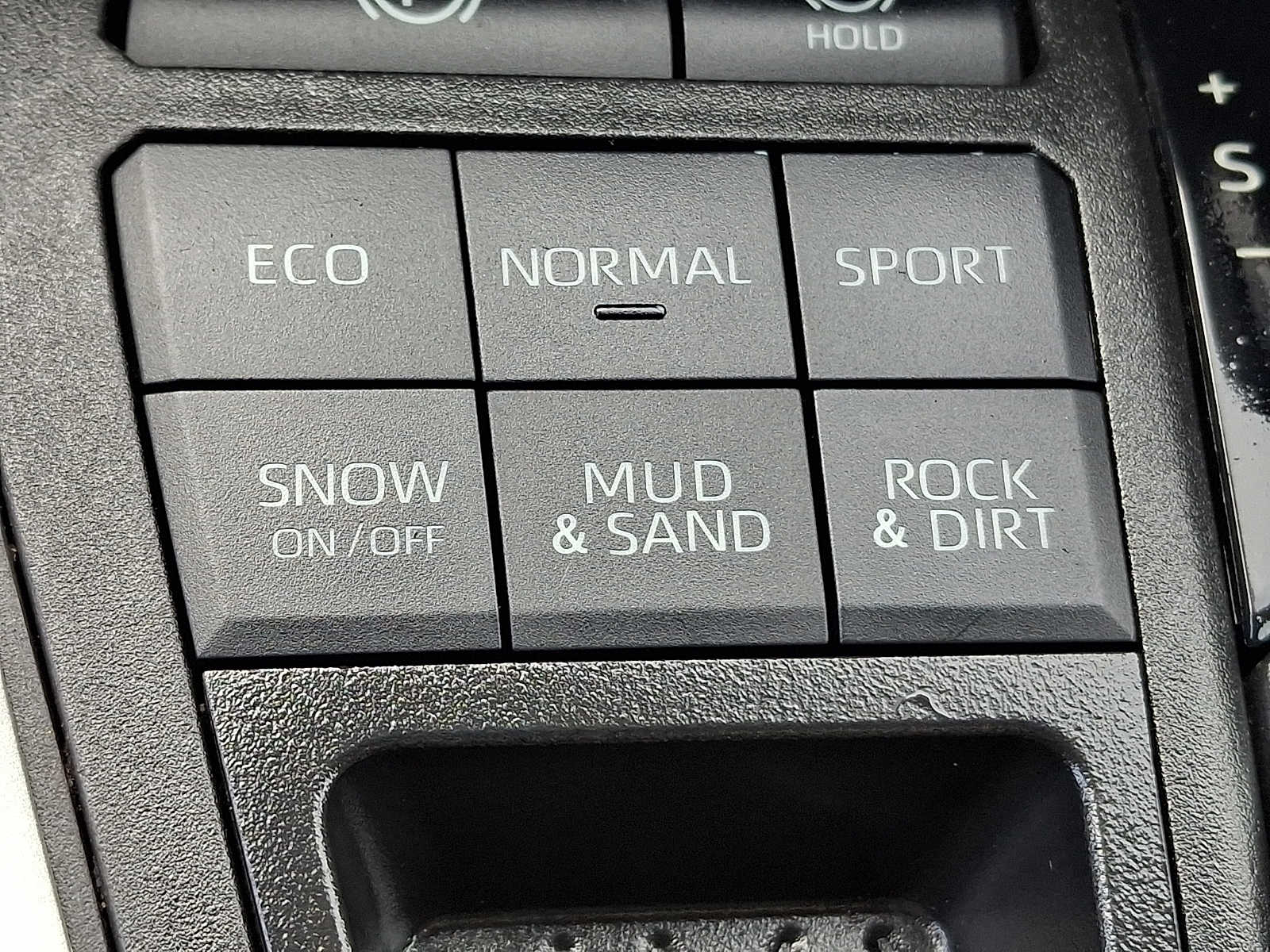 Thumbnail: 2021 Toyota RAV4 - 25