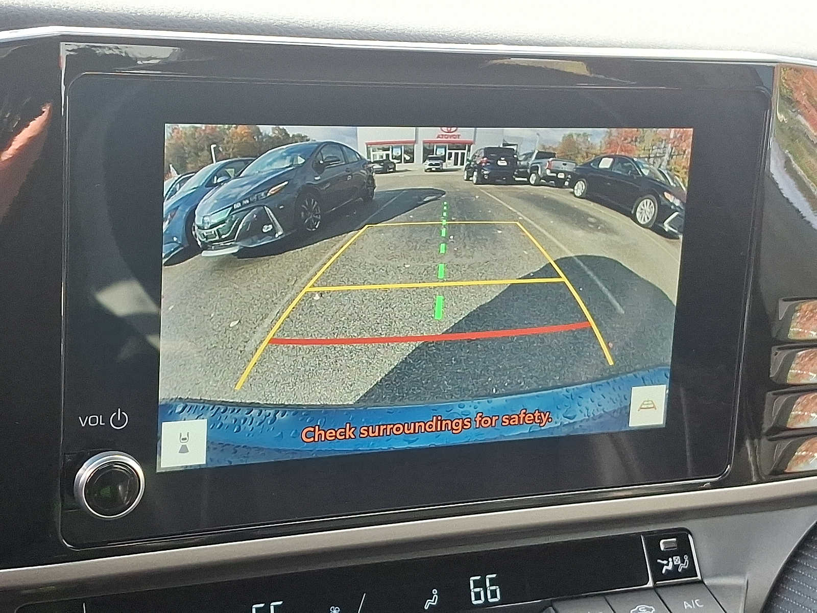 Thumbnail: 2025 Toyota Camry - 17