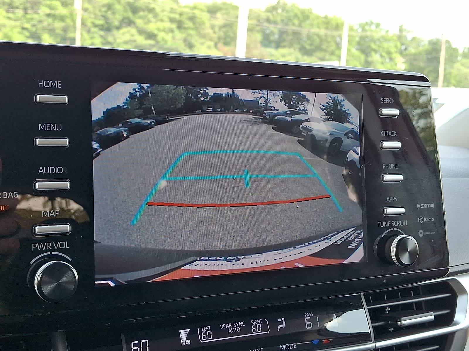 Thumbnail: 2021 Toyota Sienna - 23