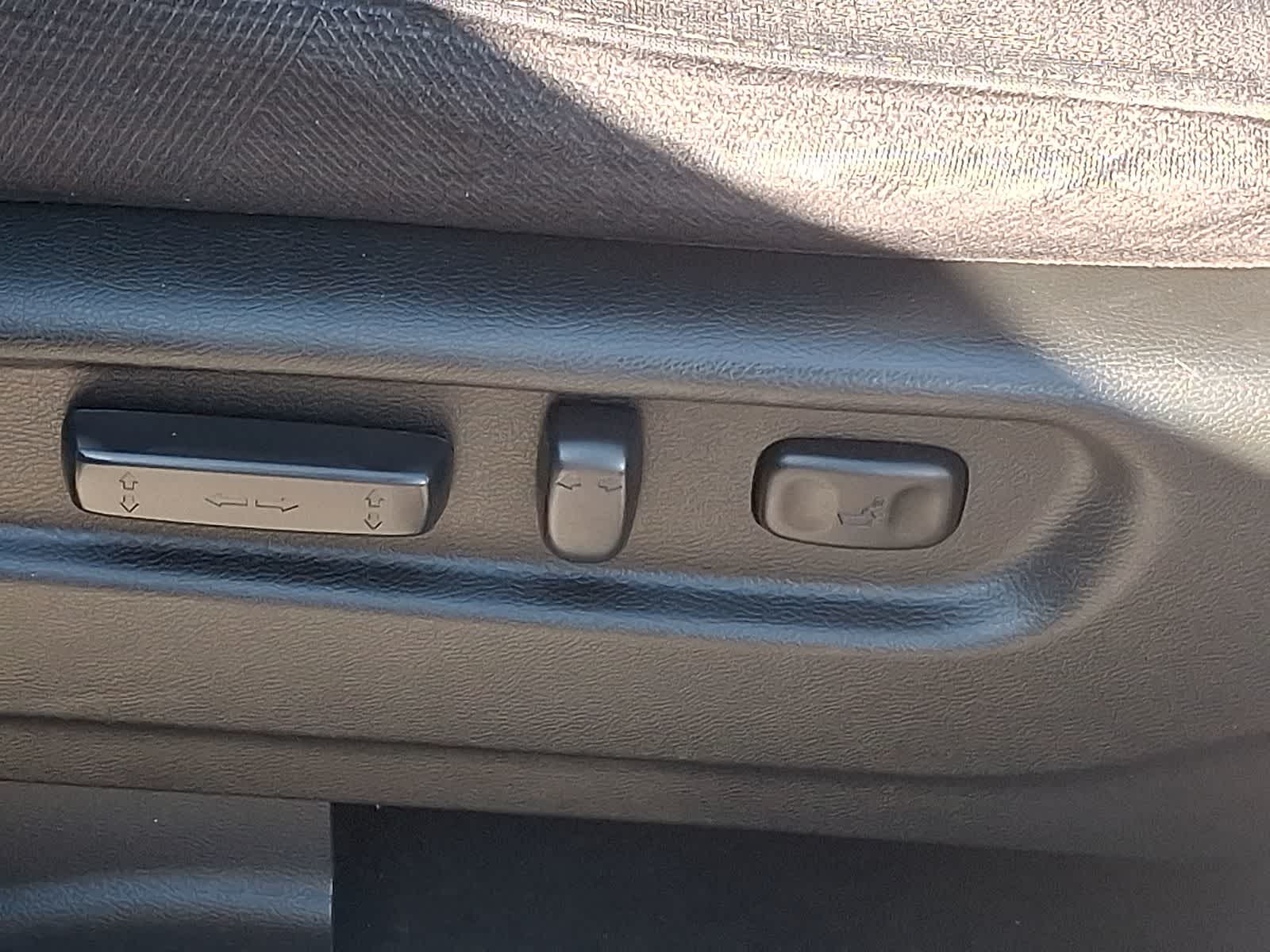 Thumbnail: 2018 Honda Pilot - 25