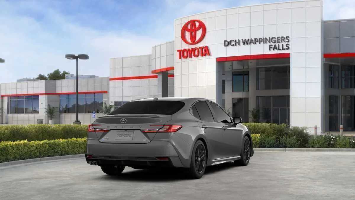 Thumbnail: 2026 Toyota Camry - 19