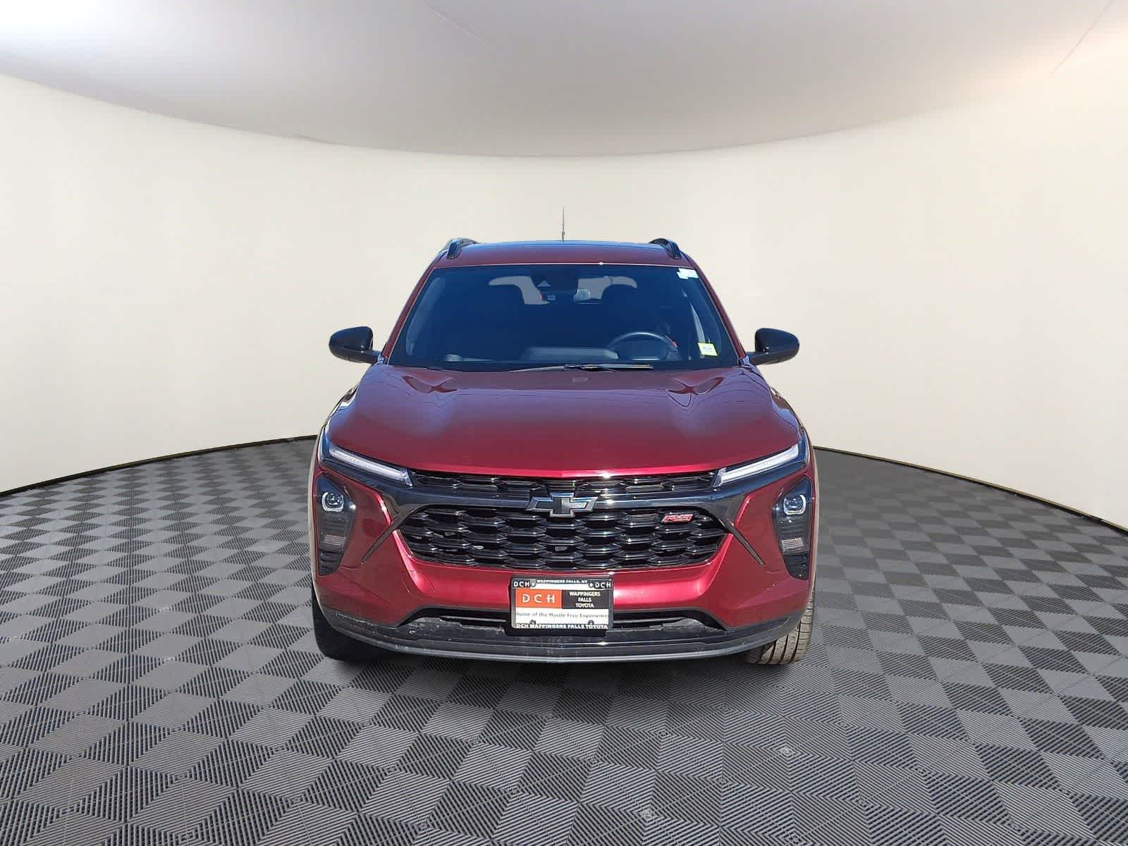 Thumbnail: 2024 Chevrolet Trax - 3