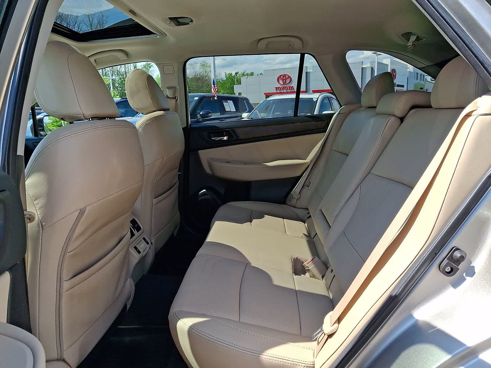 Thumbnail: 2018 Subaru Outback - 11