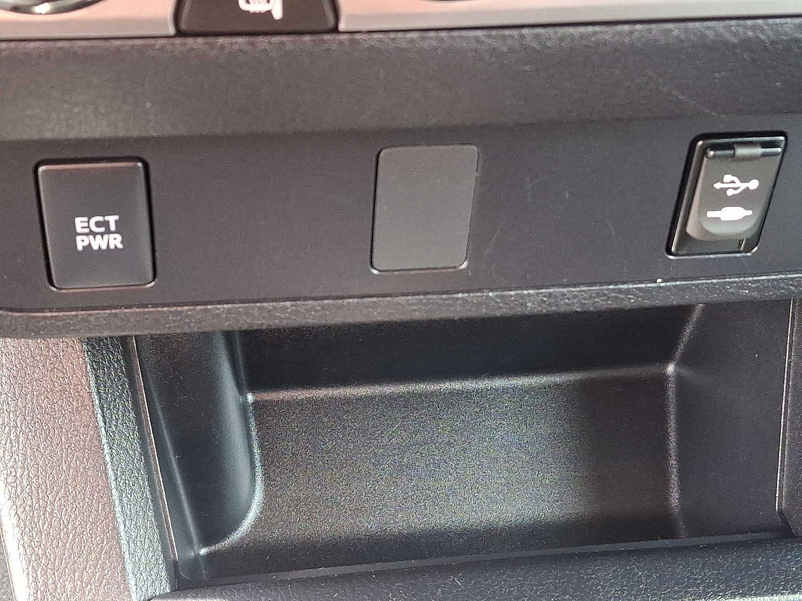 Thumbnail: 2019 Toyota Tacoma - 25