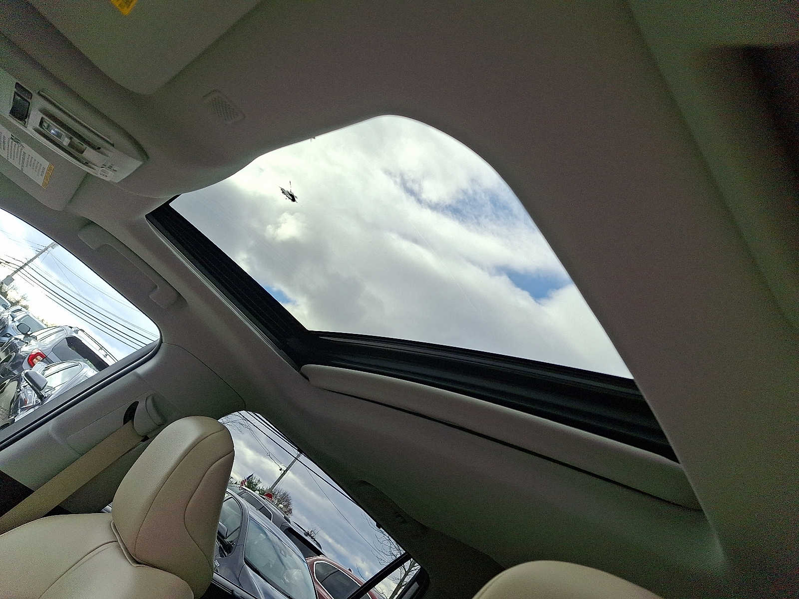 Thumbnail: 2022 Toyota Highlander - 19