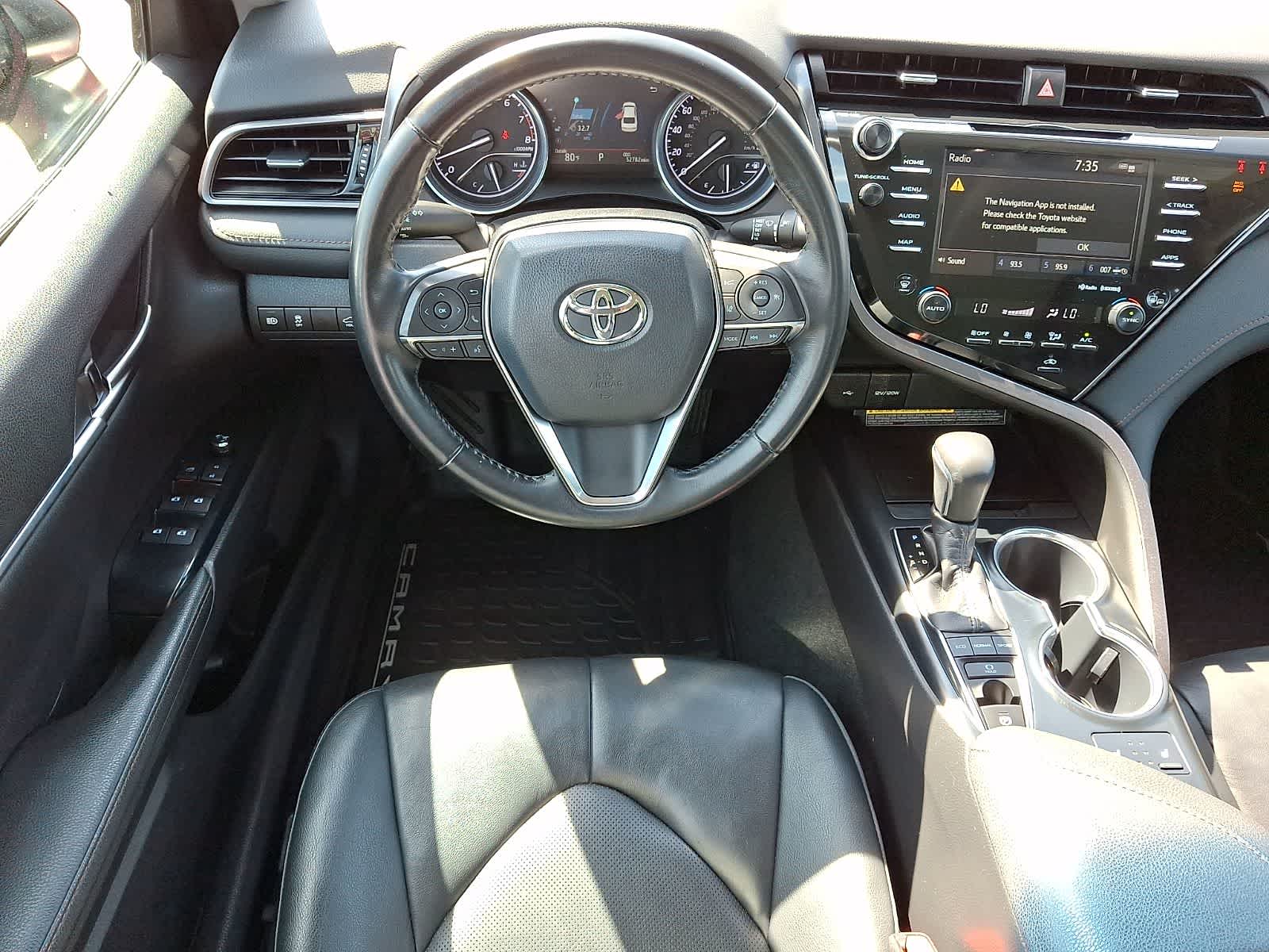 Thumbnail: 2020 Toyota Camry - 14