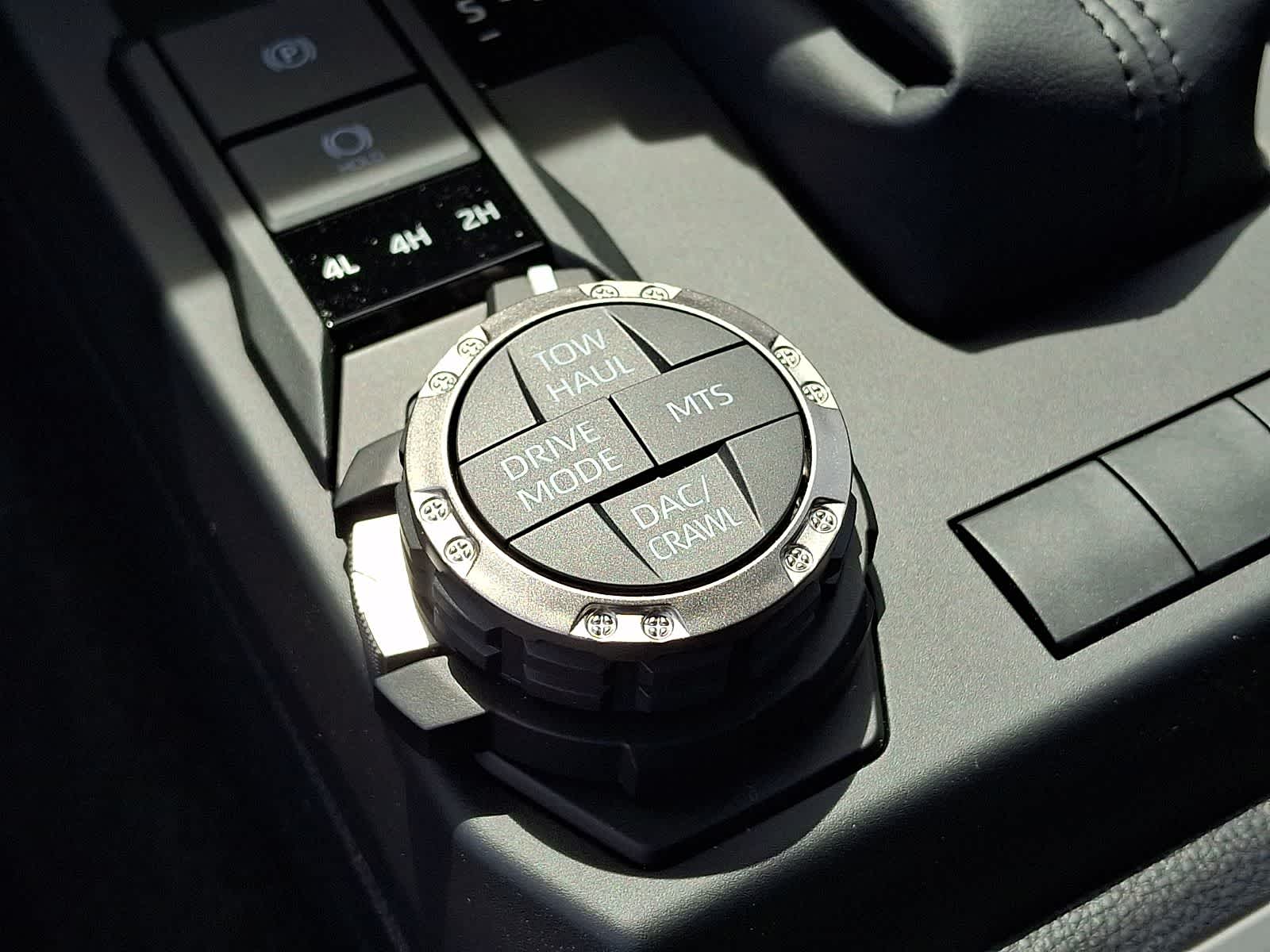 Thumbnail: 2026 Toyota 4Runner - 18