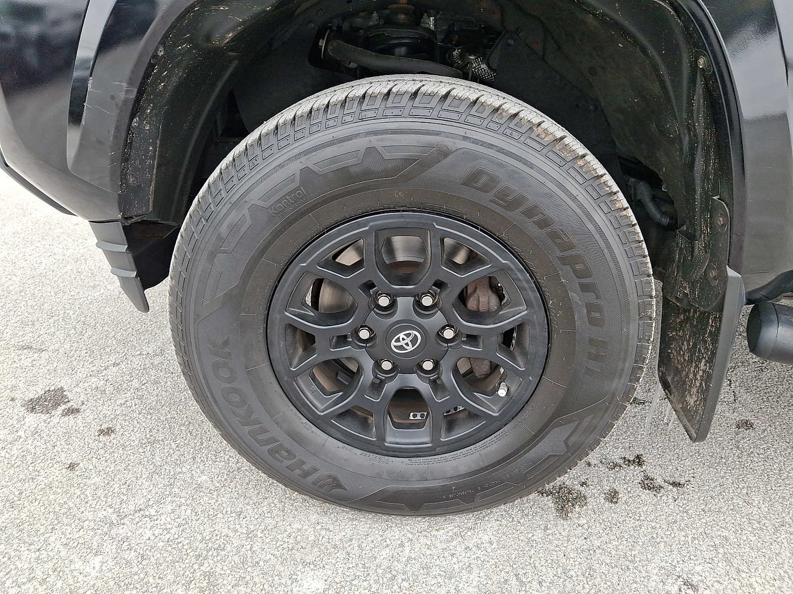 Thumbnail: 2020 Toyota Tacoma - 11