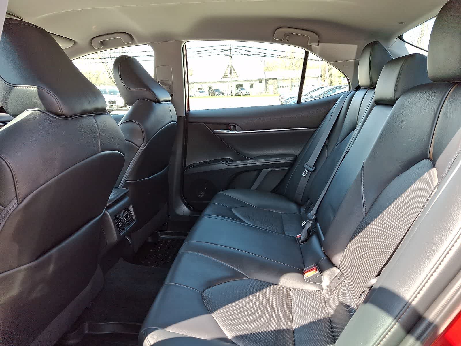 Thumbnail: 2020 Toyota Camry - 13