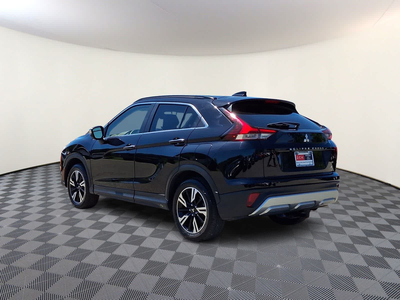 Thumbnail: 2023 Mitsubishi Eclipse Cross - 7