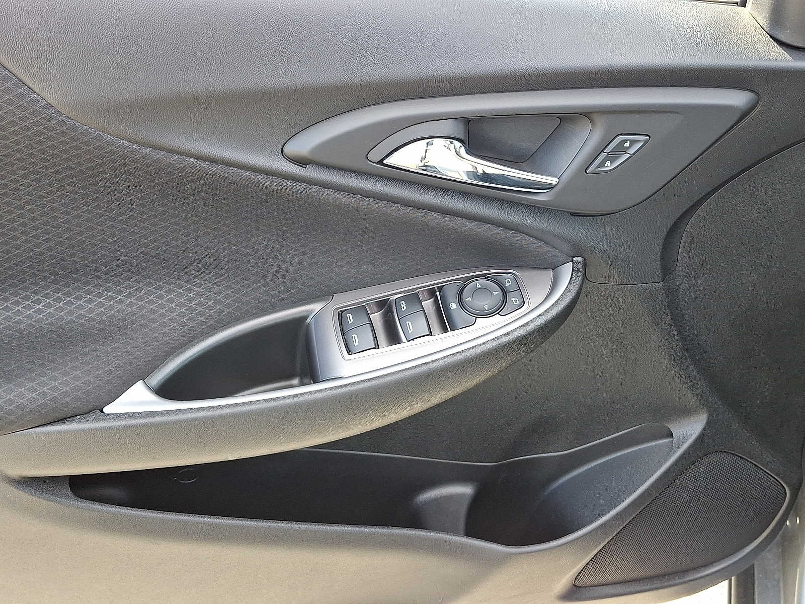 Thumbnail: 2024 Chevrolet Malibu - 13