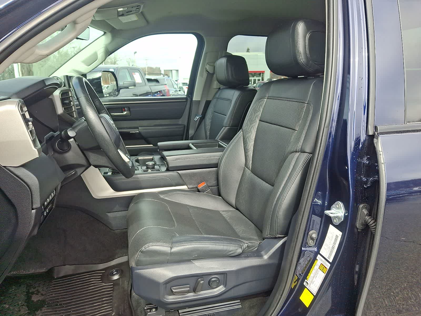 Thumbnail: 2024 Toyota Tundra - 15