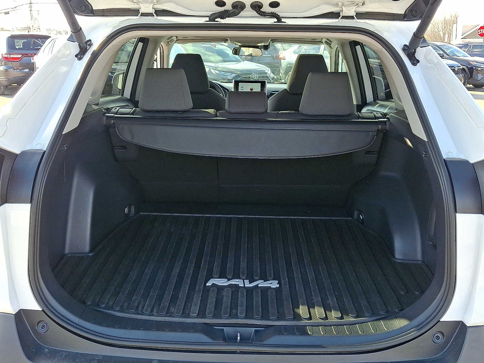 Thumbnail: 2024 Toyota RAV4 - 30