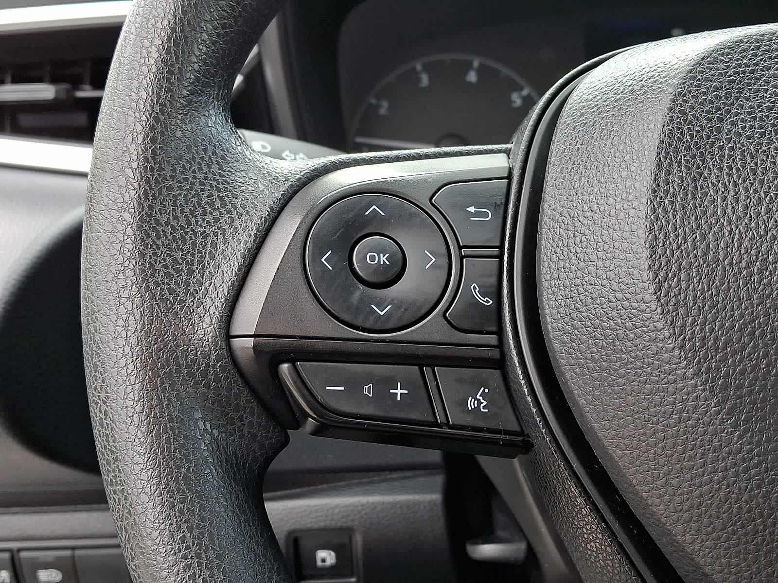 Thumbnail: 2023 Toyota Corolla - 24