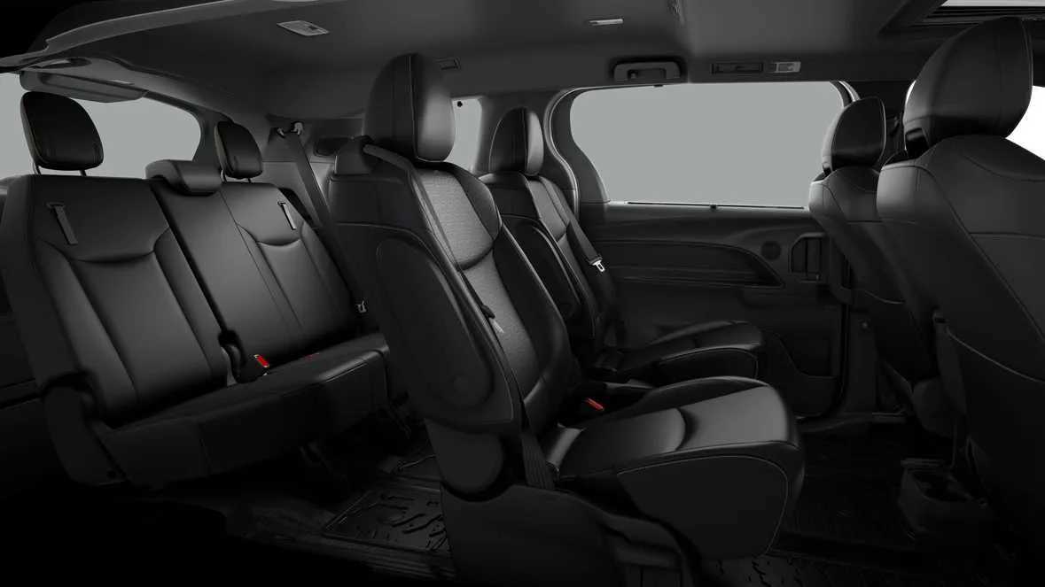 Thumbnail: 2026 Toyota Sienna - 7
