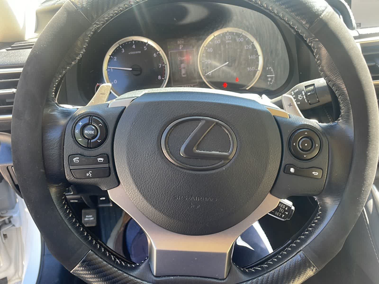 Thumbnail: 2015 Lexus IS - 15