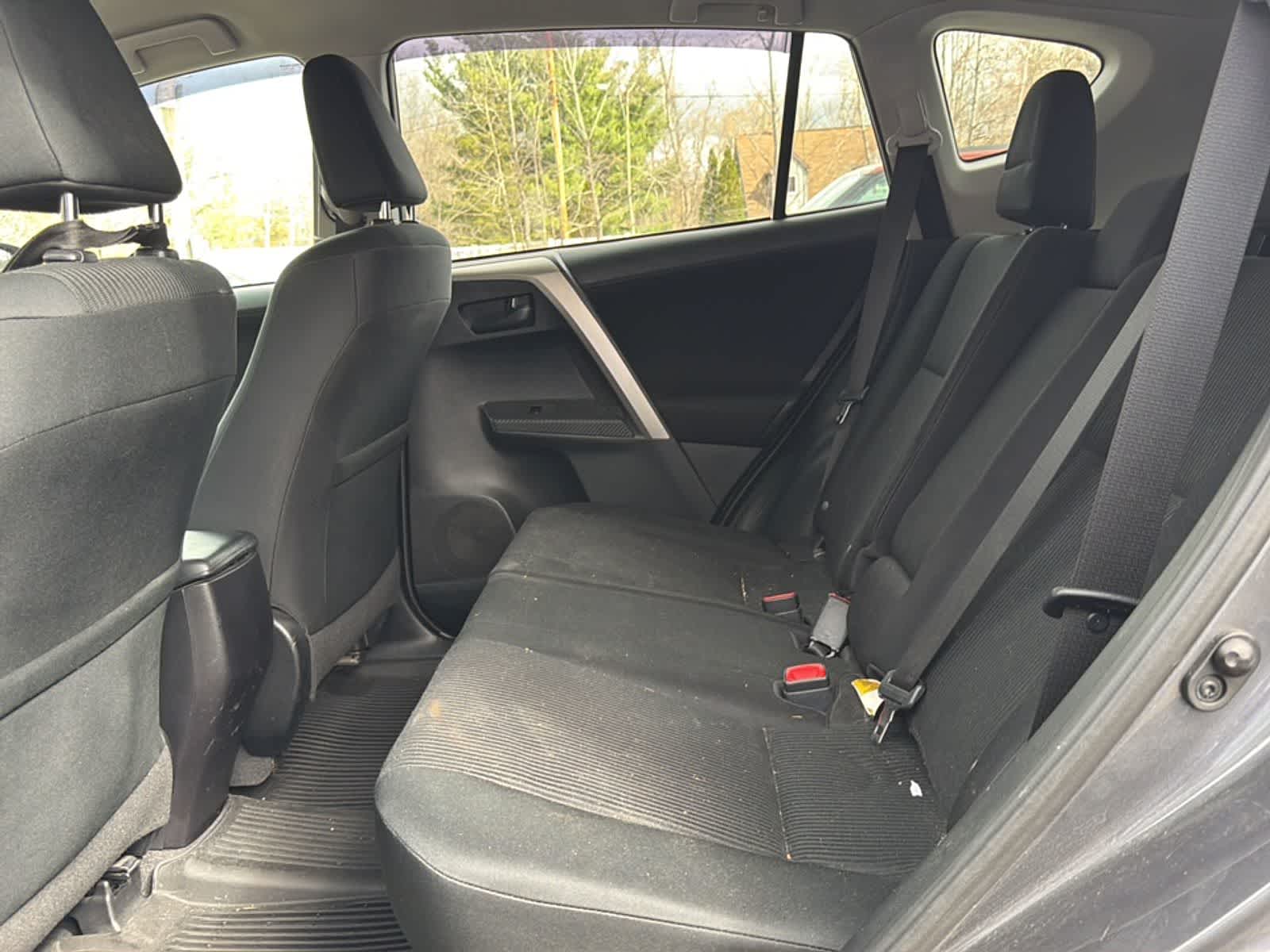 Thumbnail: 2015 Toyota RAV4 - 18