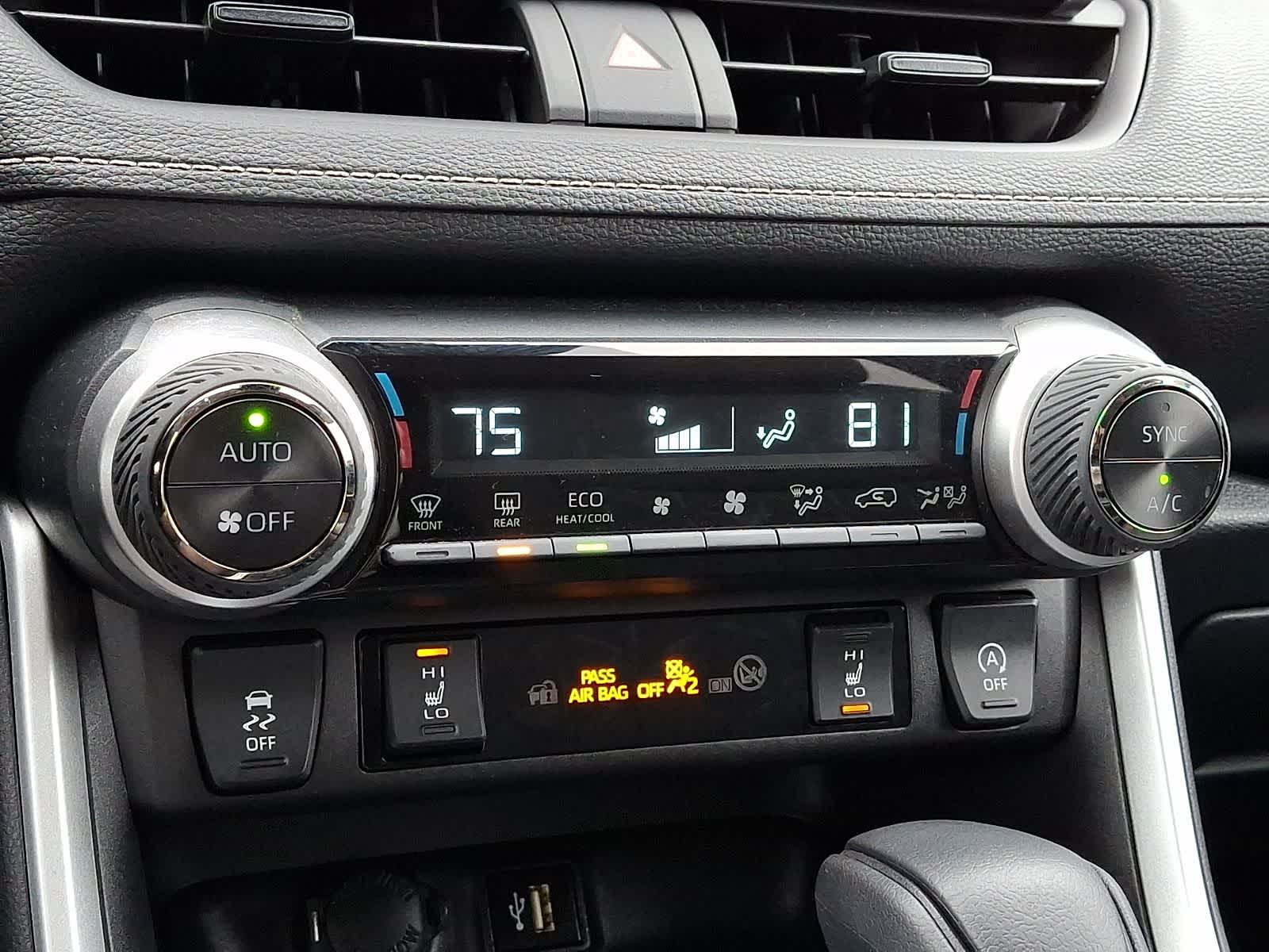 Thumbnail: 2025 Toyota RAV4 - 18