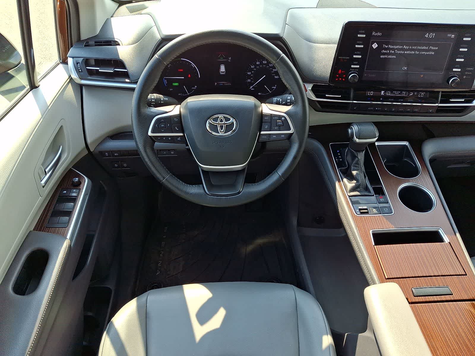 Thumbnail: 2021 Toyota Sienna - 15