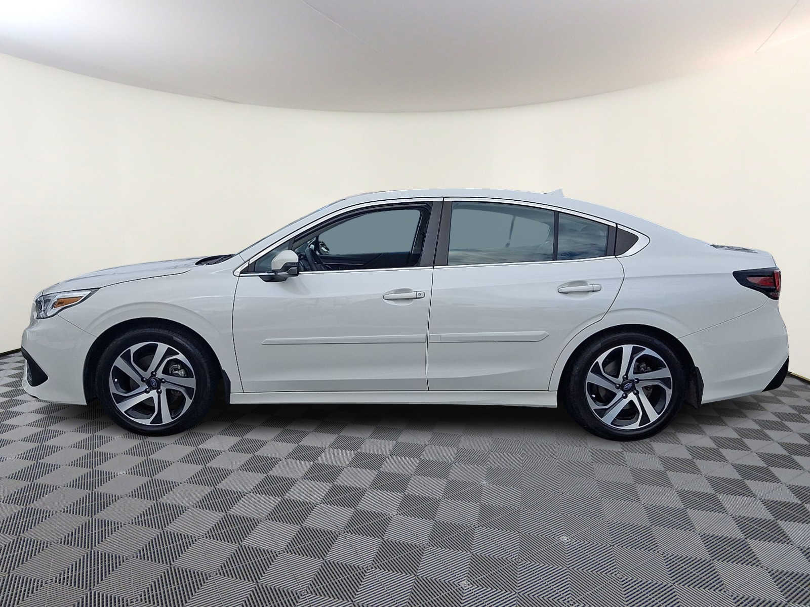 Thumbnail: 2022 Subaru Legacy - 8