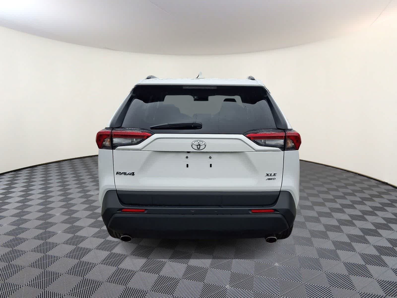 Thumbnail: 2025 Toyota RAV4 - 7