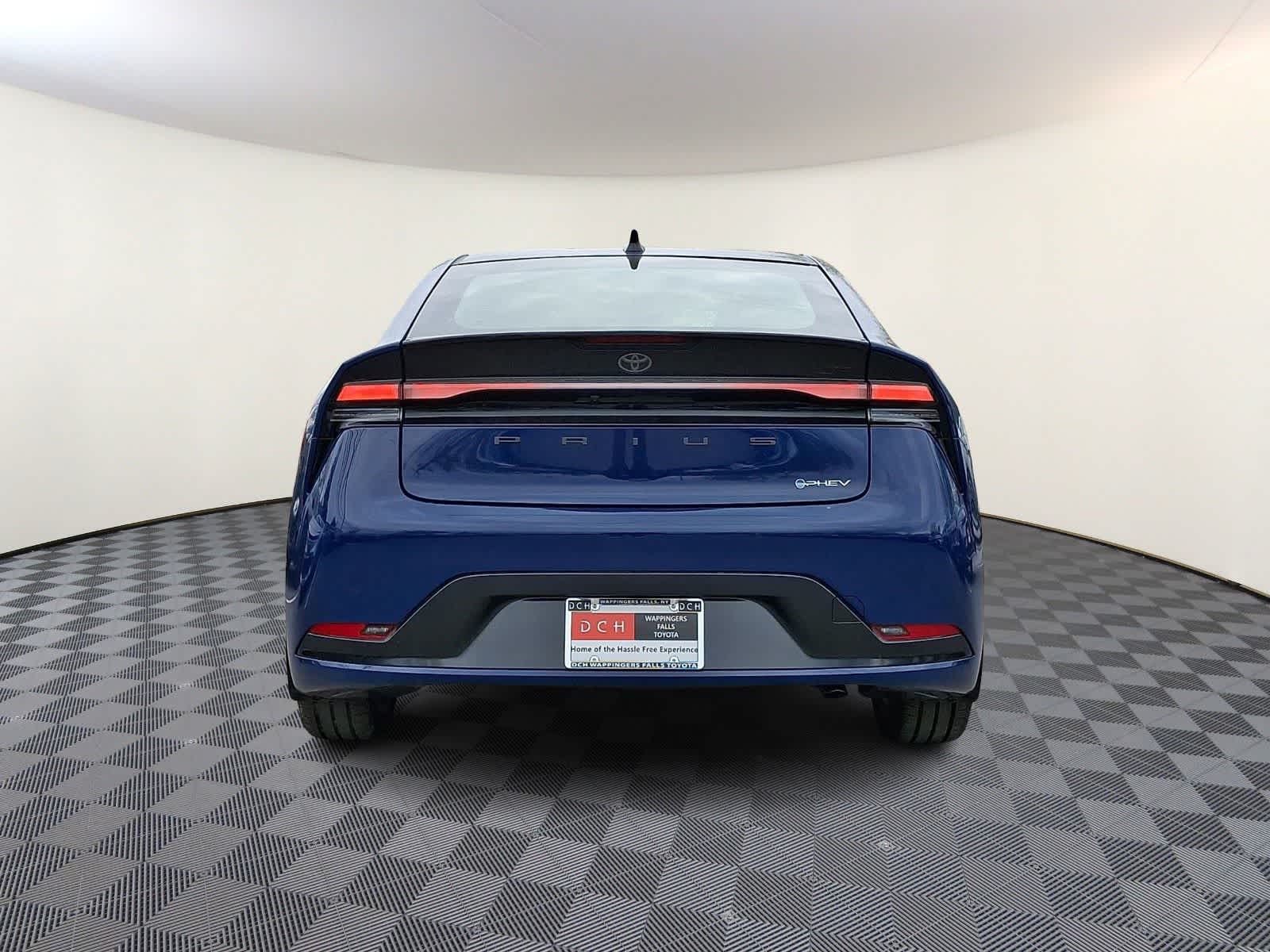 Thumbnail: 2026 Toyota Prius - 5