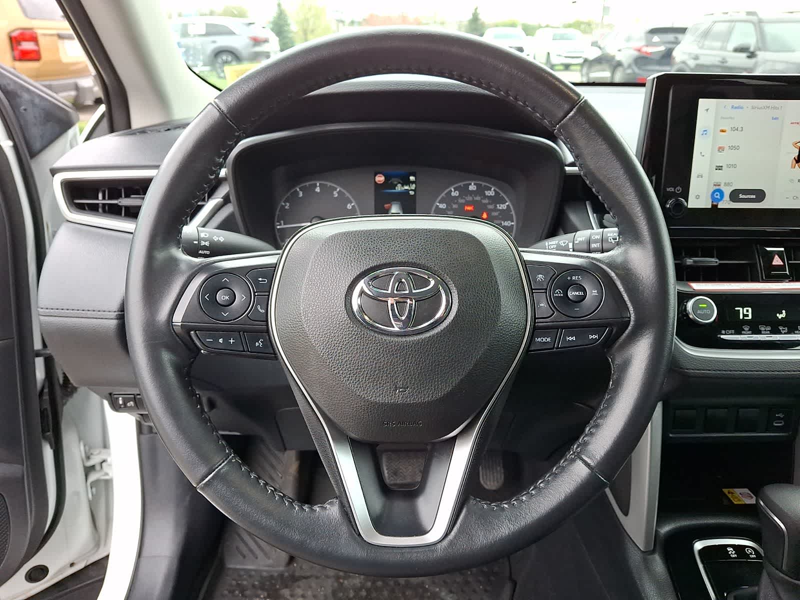 Thumbnail: 2023 Toyota Corolla Cross - 21