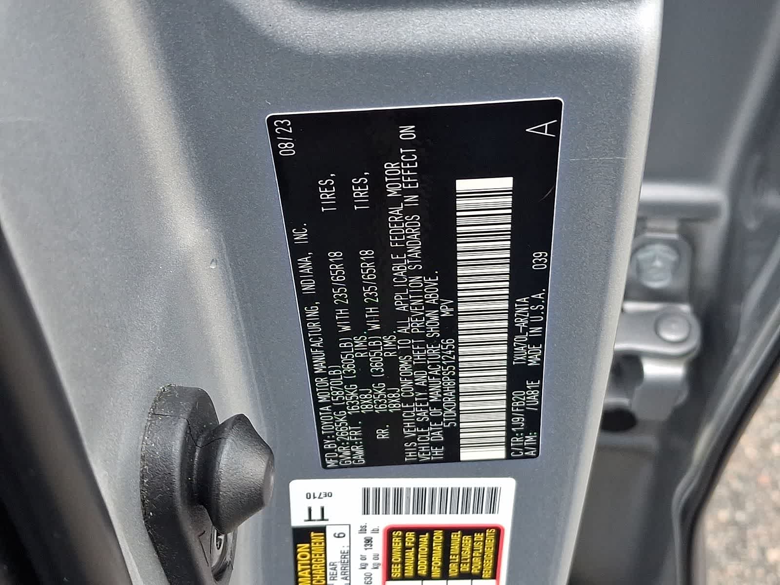 Thumbnail: 2023 Toyota Highlander - 29