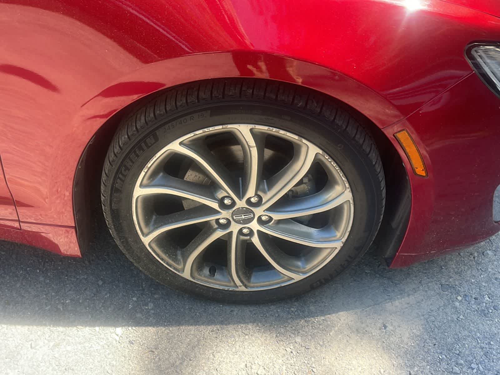 Thumbnail: 2019 Lincoln MKZ - 22