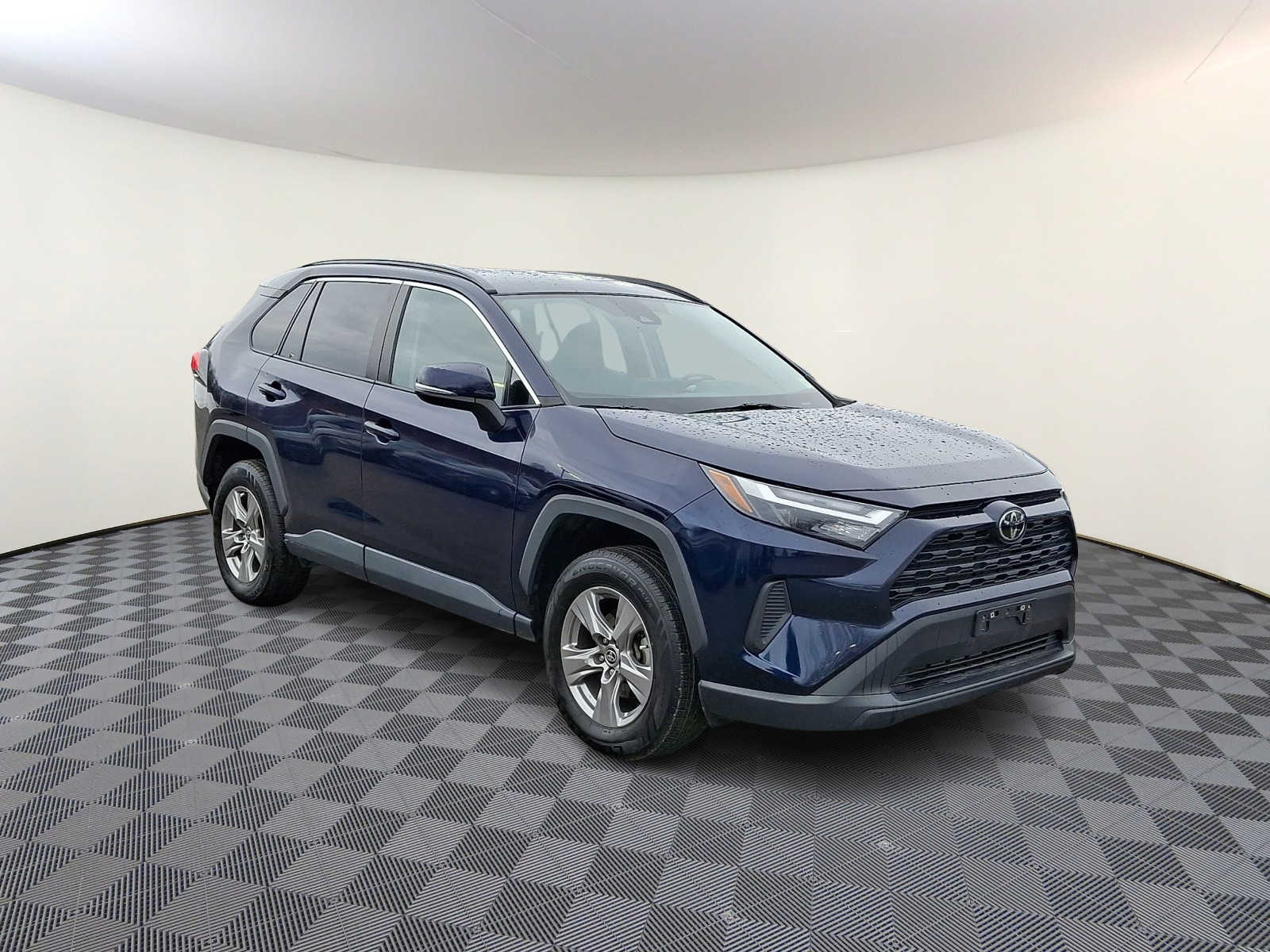 Thumbnail: 2022 Toyota RAV4 - 5