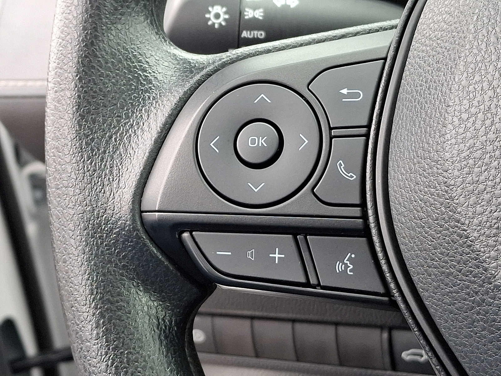 Thumbnail: 2025 Toyota RAV4 - 24