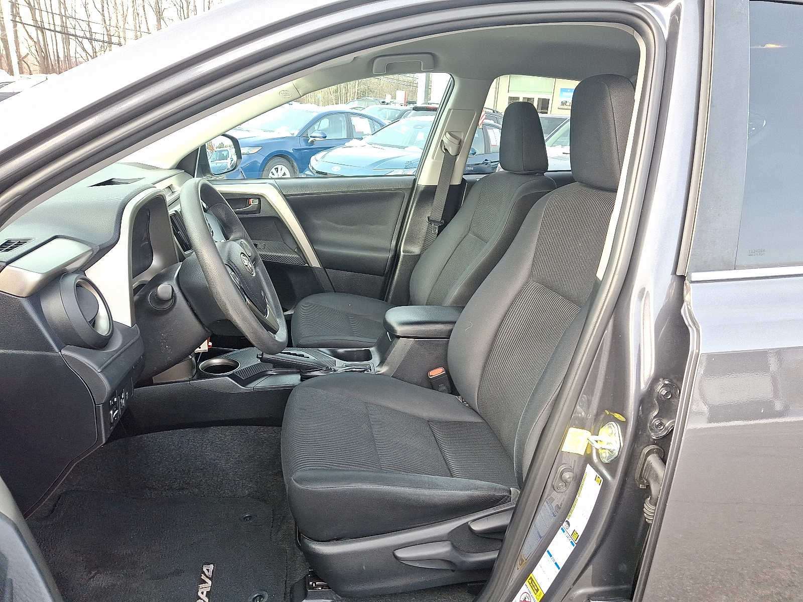 Thumbnail: 2015 Toyota RAV4 - 15