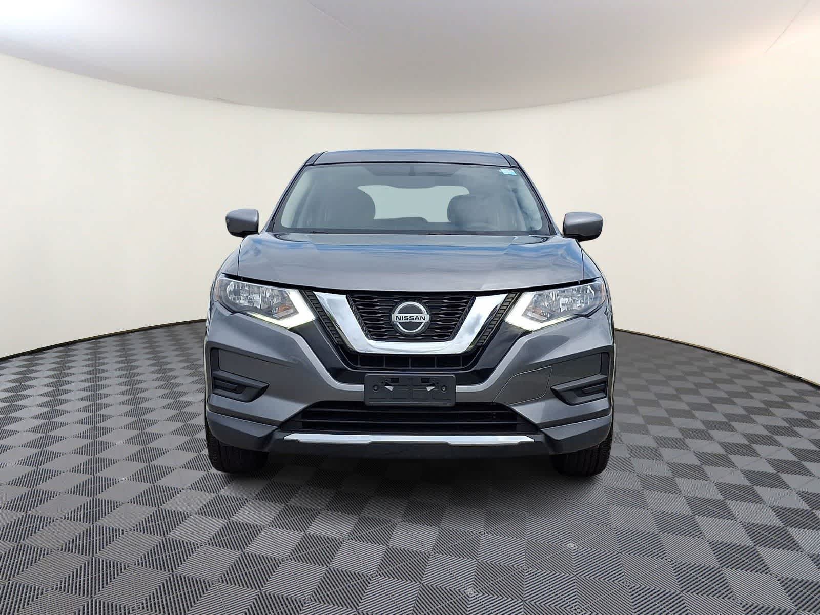 Thumbnail: 2018 Nissan Rogue - 3