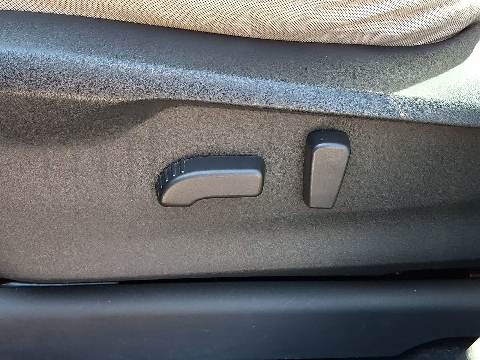 Thumbnail: 2019 Subaru Ascent - 17