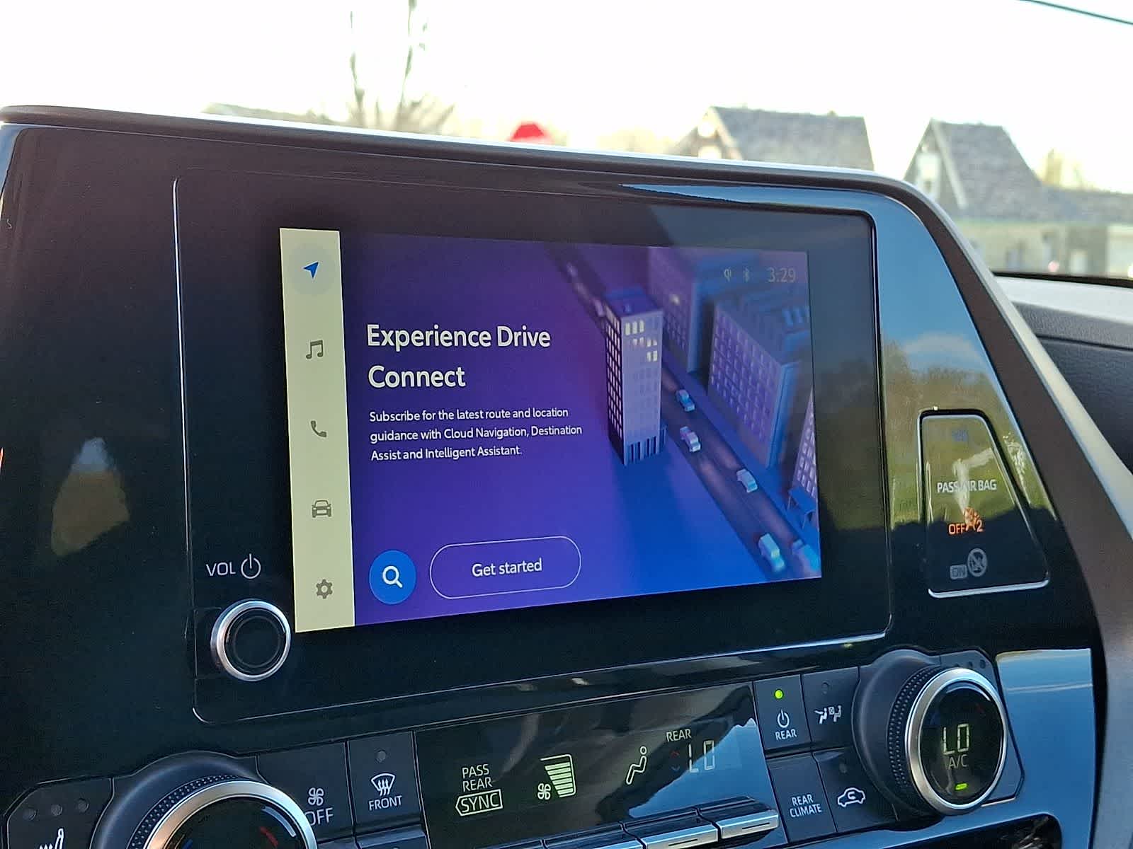 Thumbnail: 2023 Toyota Highlander - 21