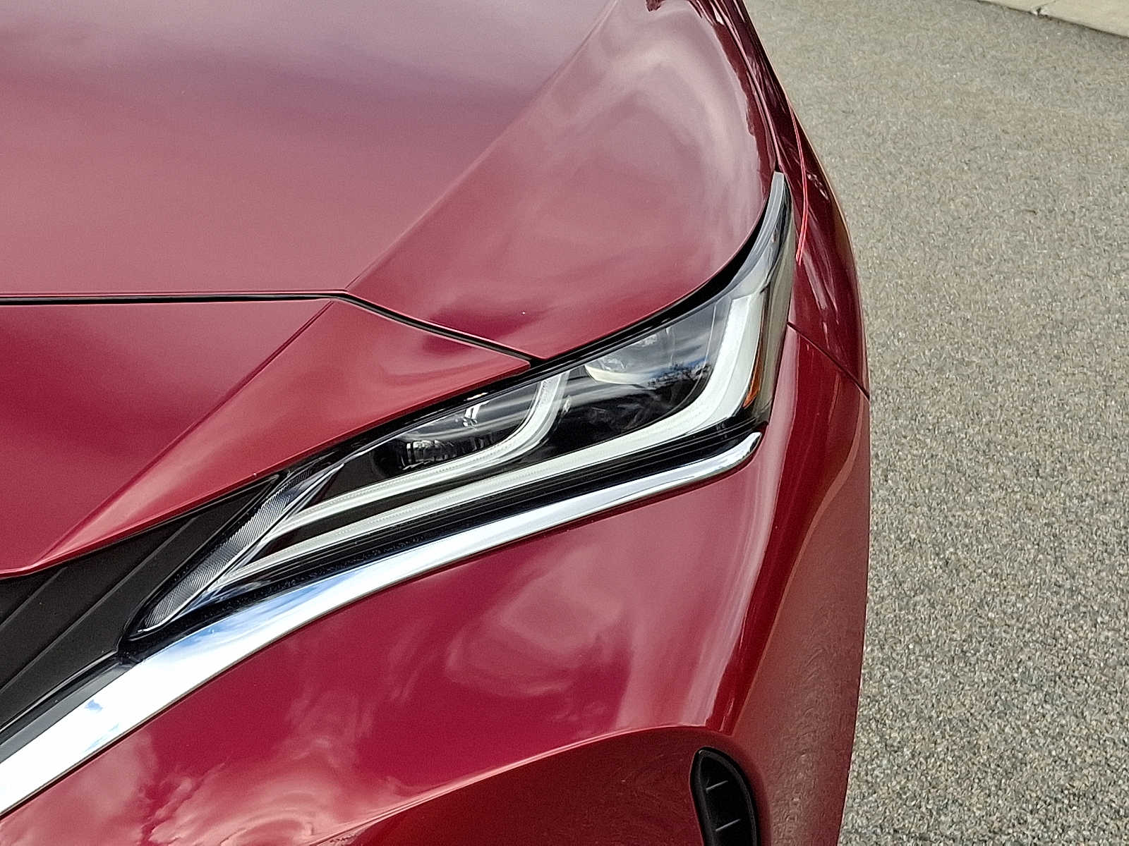 Thumbnail: 2023 Toyota Venza - 12