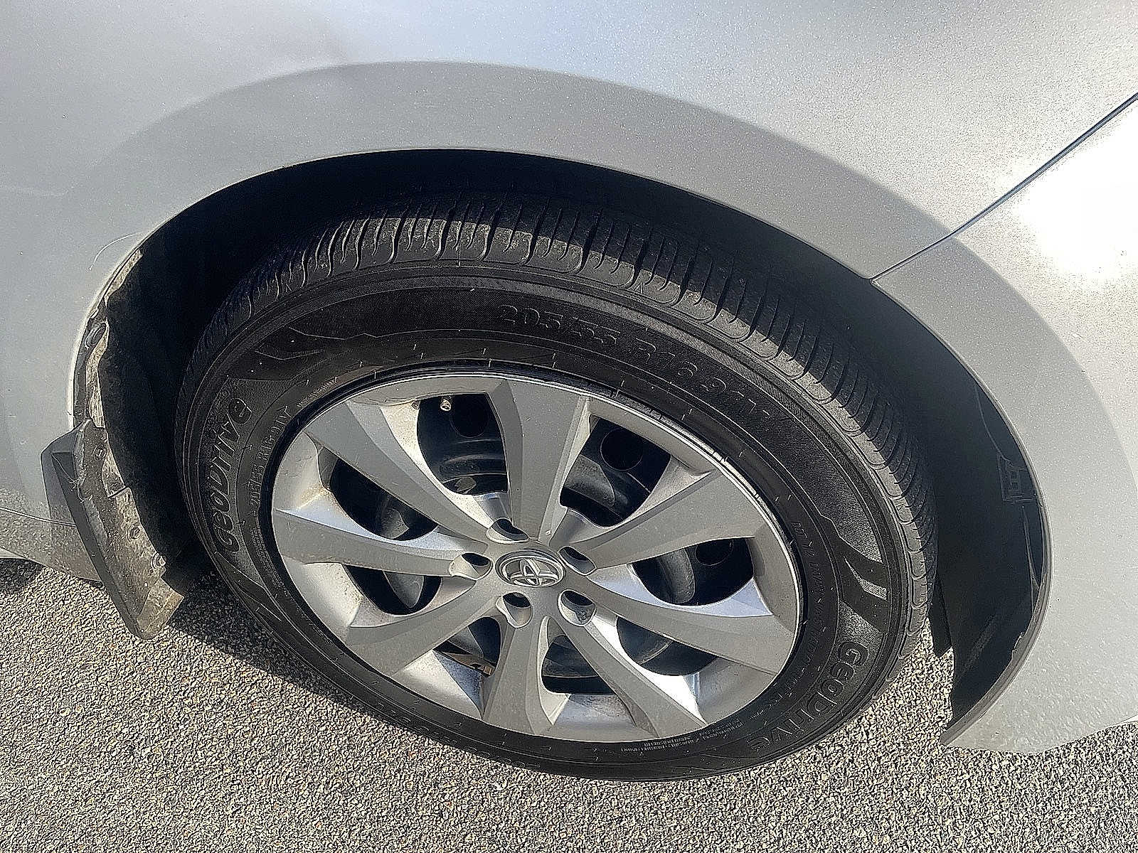 Thumbnail: 2021 Toyota Corolla - 19