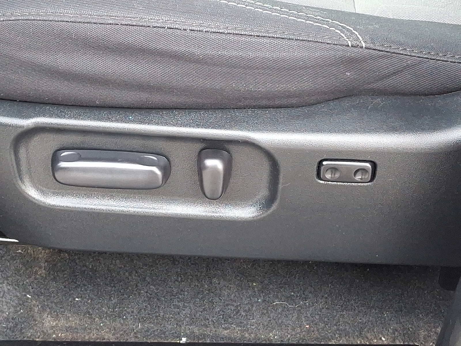 Thumbnail: 2021 Toyota Tacoma - 28