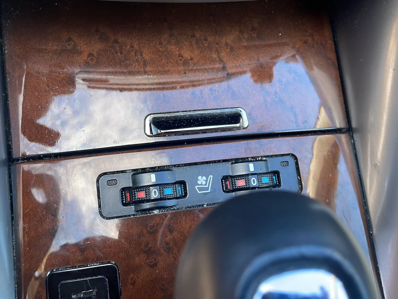 Thumbnail: 2011 Lexus IS - 13