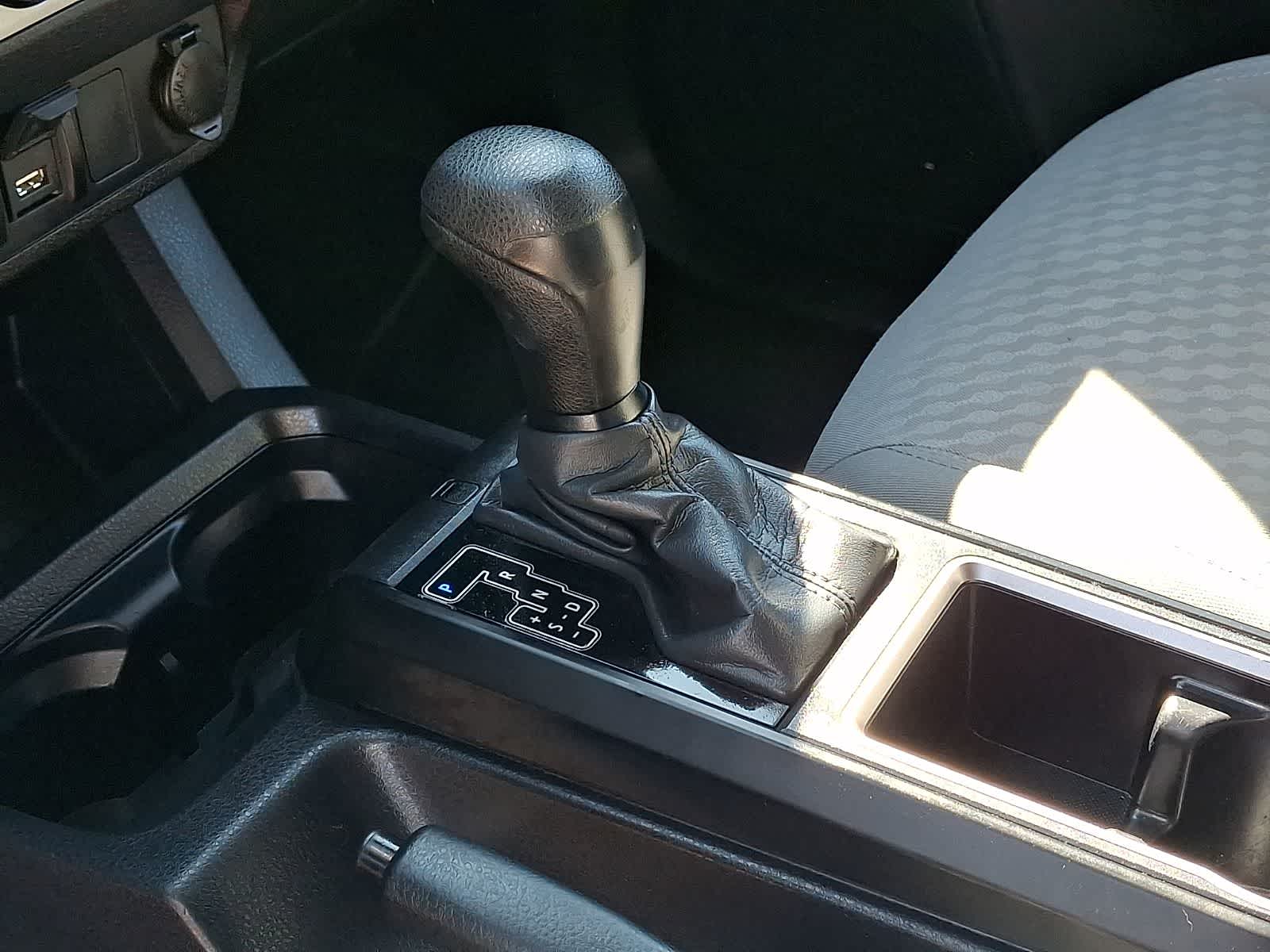 Thumbnail: 2023 Toyota Tacoma - 17