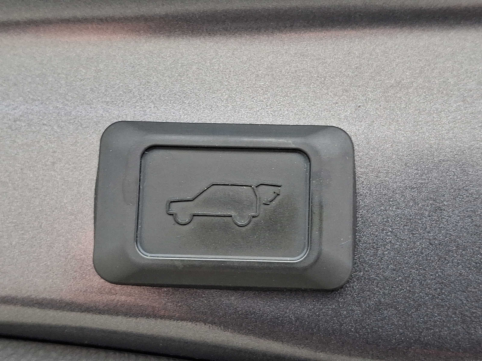 Thumbnail: 2022 Toyota RAV4 - 32