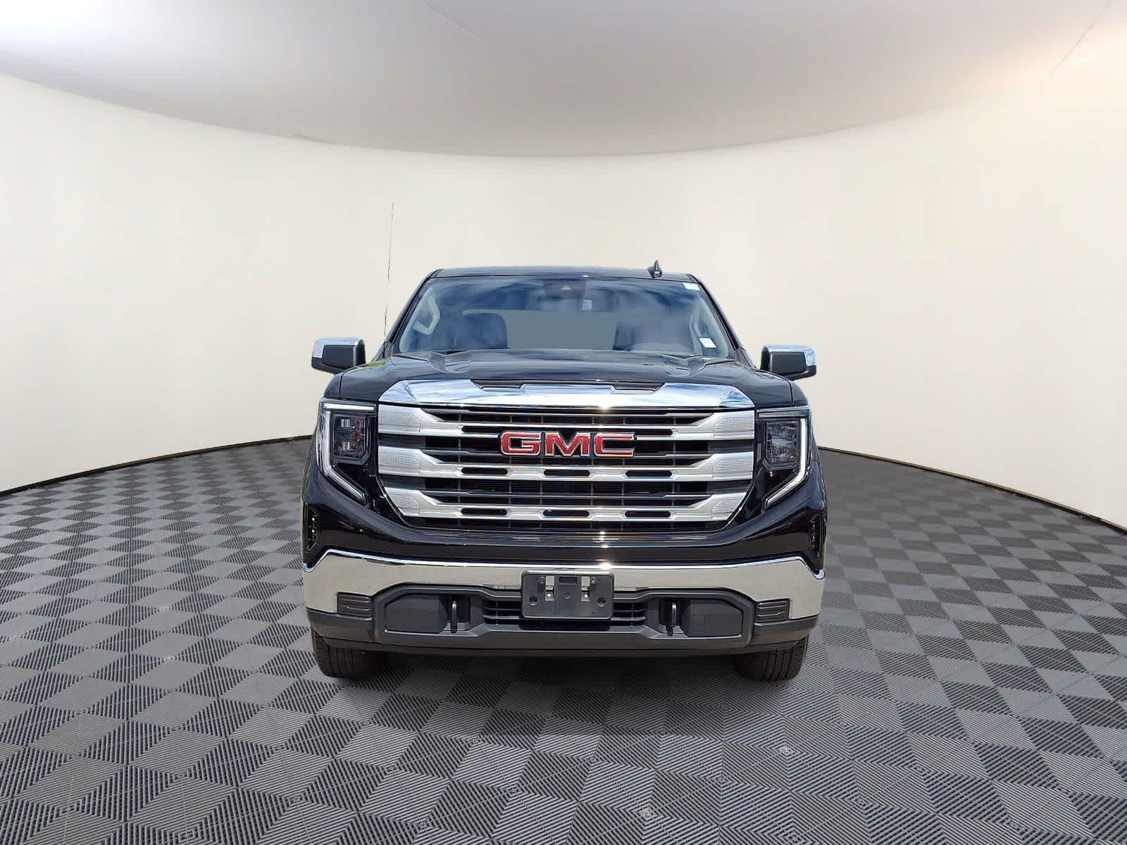 Thumbnail: 2024 GMC Sierra 1500 - 3