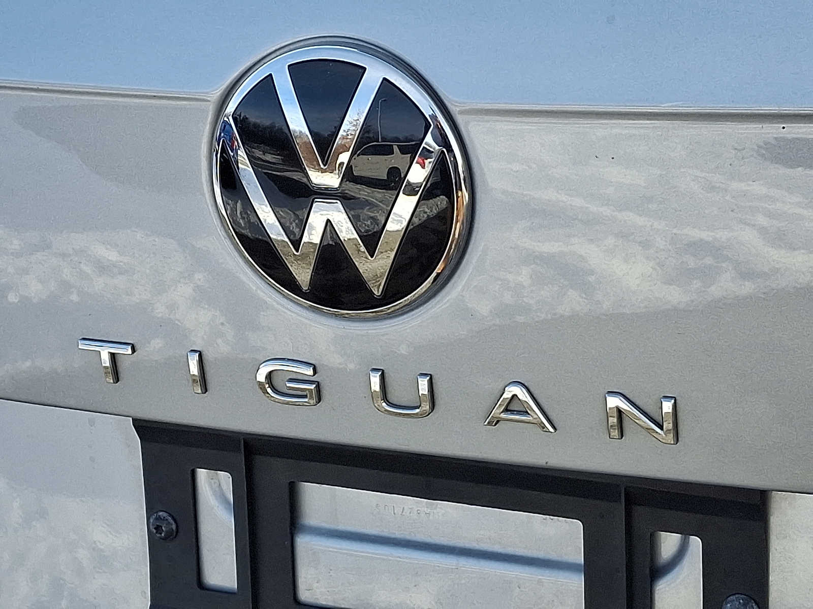 Thumbnail: 2022 Volkswagen Tiguan - 30