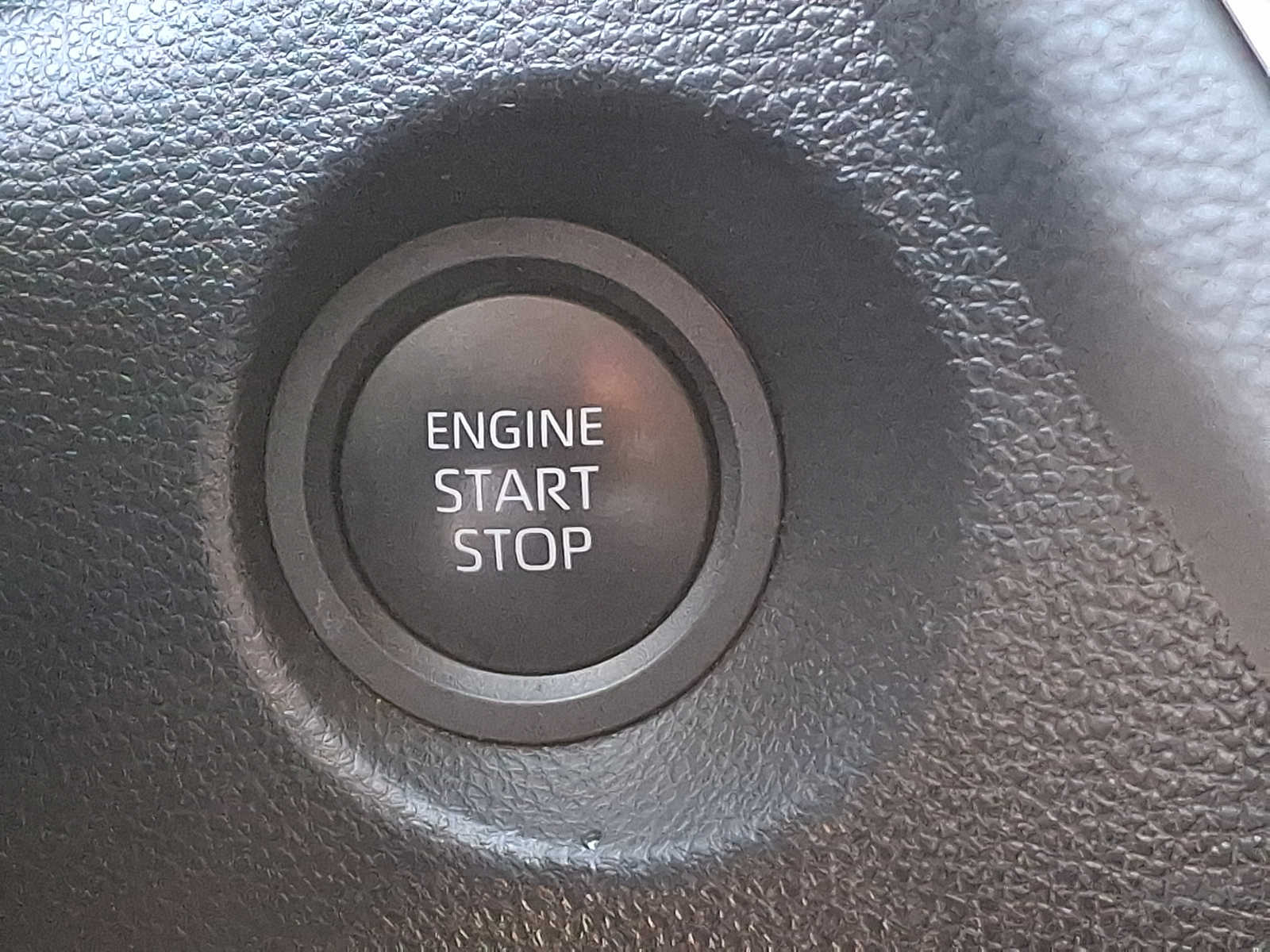 Thumbnail: 2025 Toyota Corolla Cross - 28